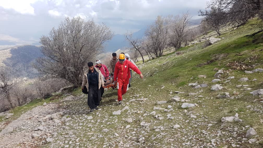 جستوجوی 17 ساعته برای یافتن فرد مفقود شده در ارتفاعات بینالود